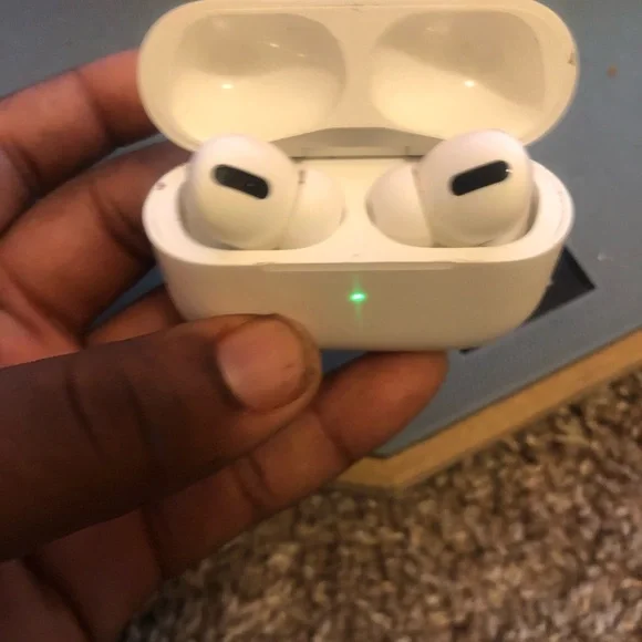 AirPods Pro